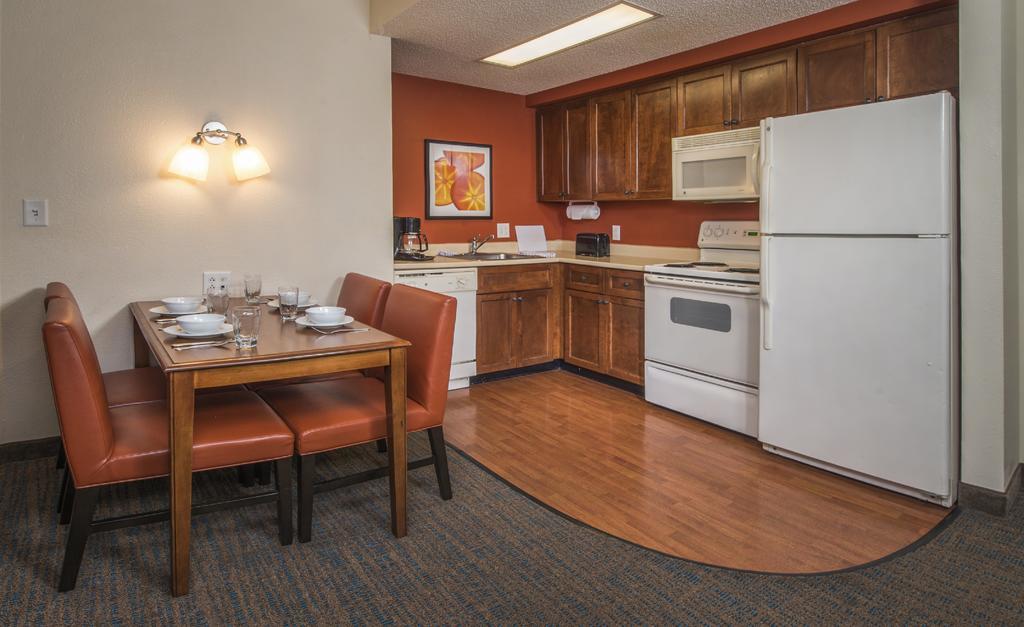 Residence Inn By Marriott Norfolk Airport Room photo