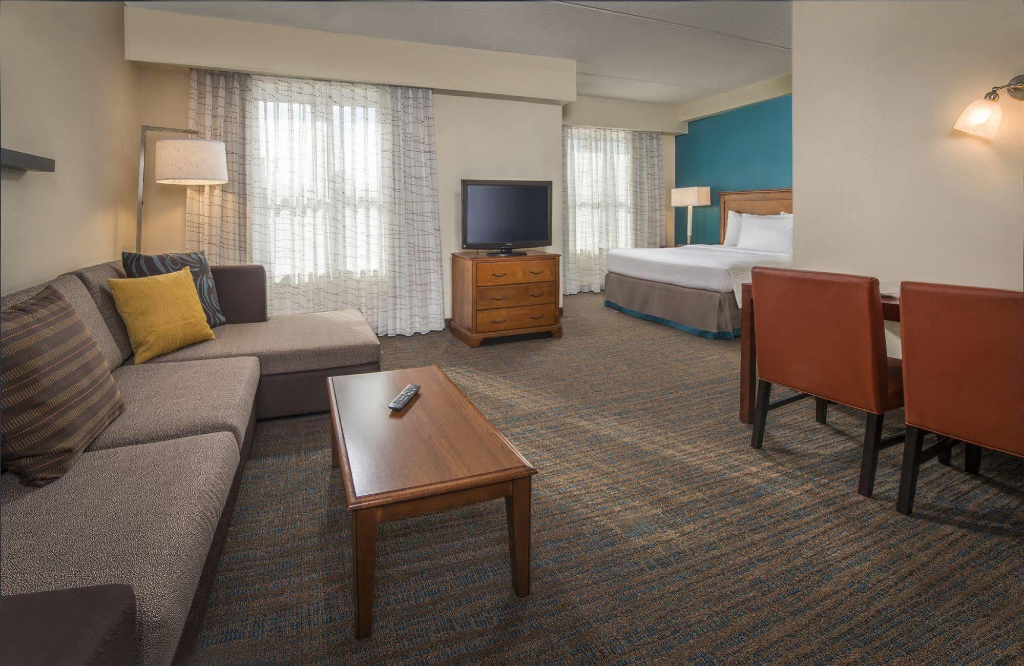 Residence Inn By Marriott Norfolk Airport Room photo